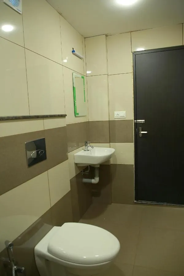 Hotel Kalathil Tourist Home Kunnamkulam