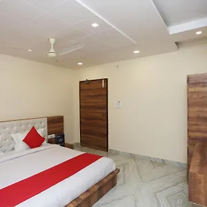 Oyo Flagship 22216 Sai Palace Hotel Varanasi